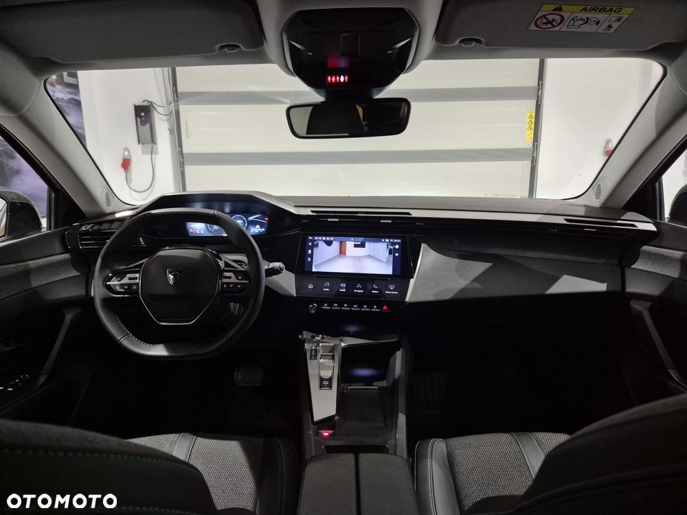 Peugeot 308 PureTech 130 EAT8 Allure - 11