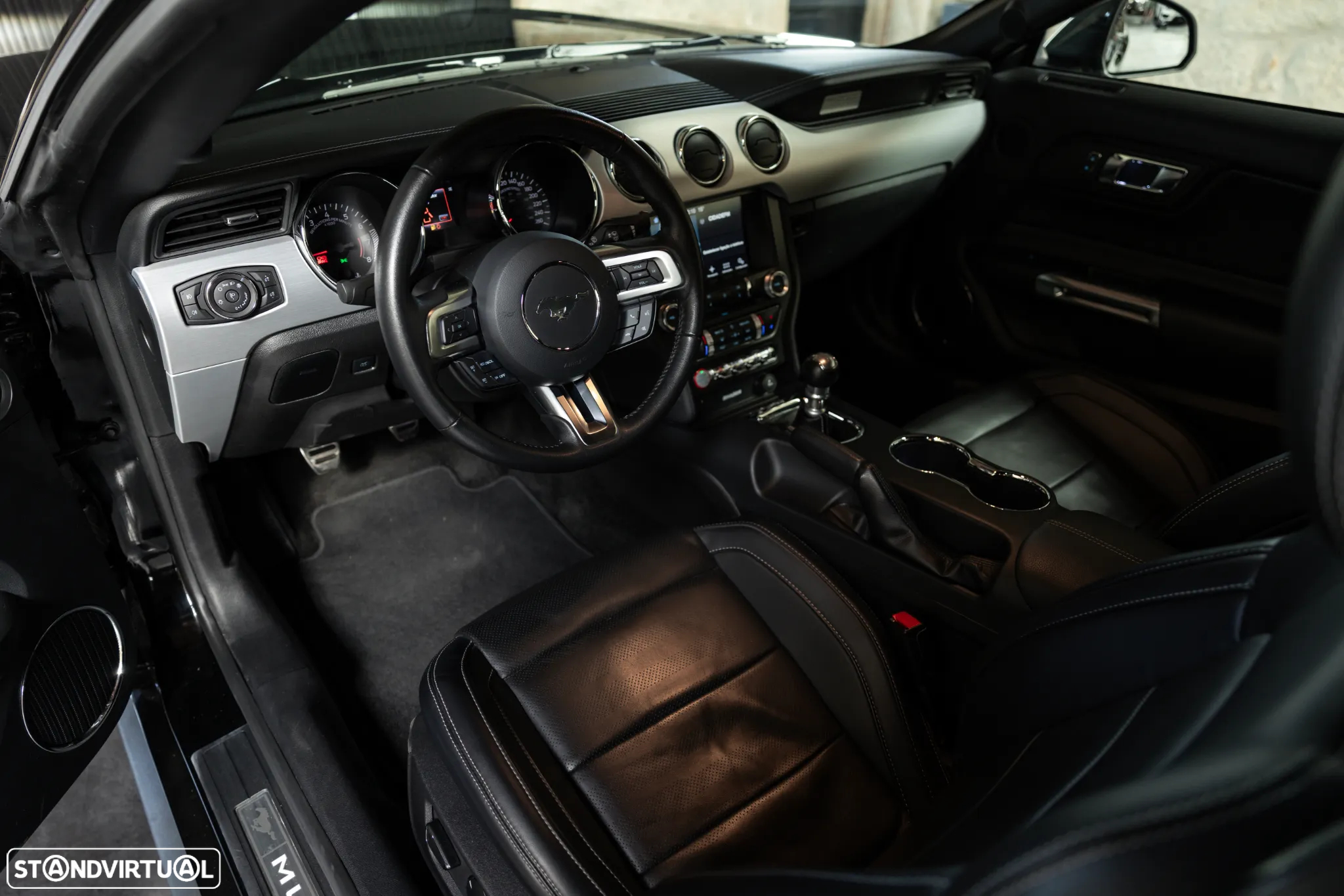 Ford Mustang Cabrio 2.3 Eco Boost - 12