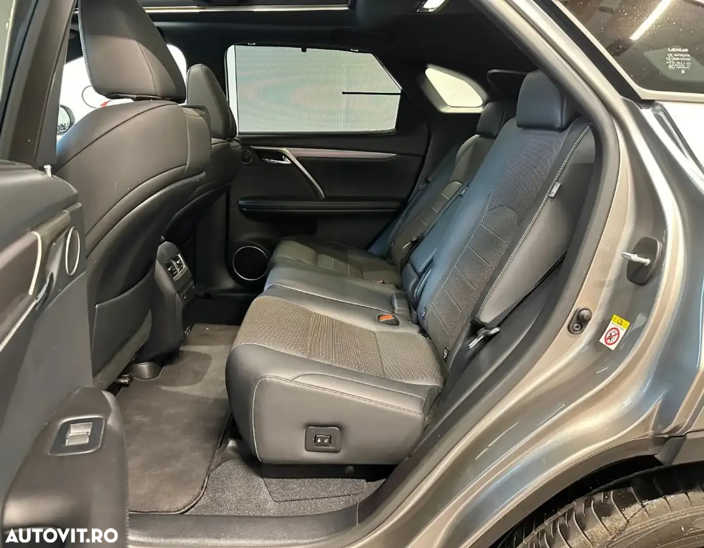 Lexus Seria RX 450h Aut. F Sport Premium - 13