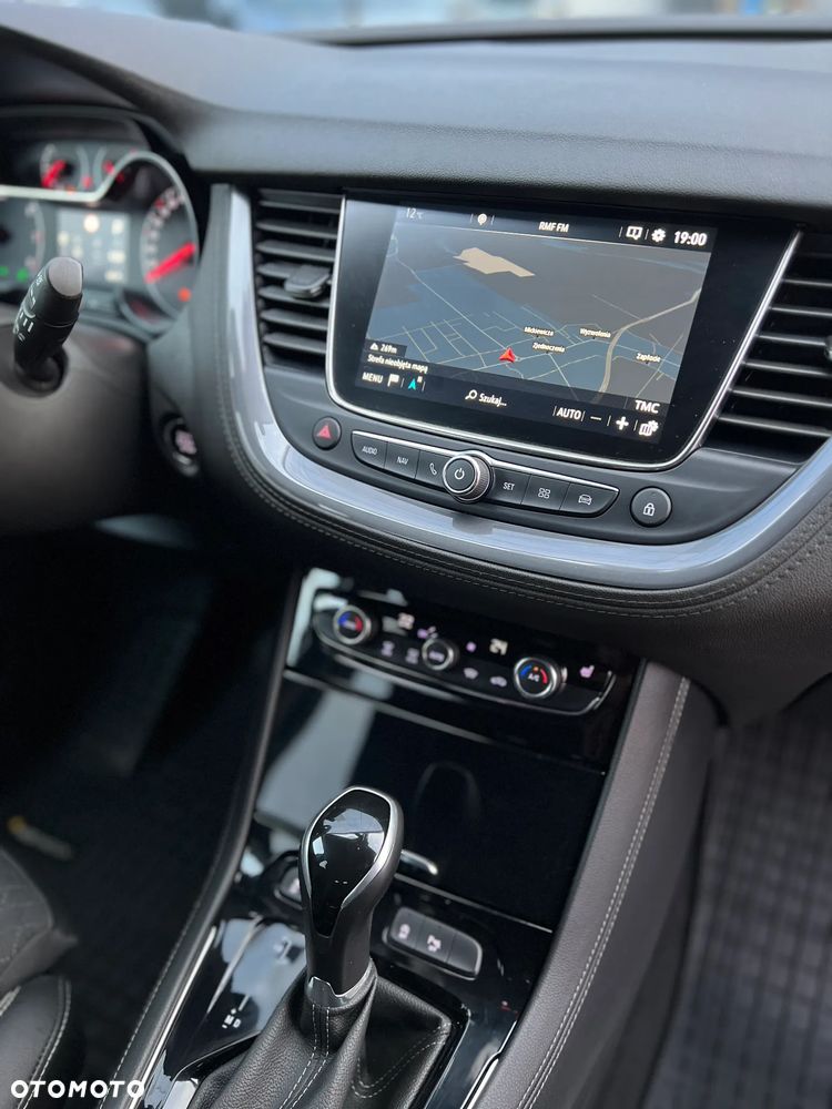 Opel Grandland X 1.2 T GPF Ultimate S&S - 11