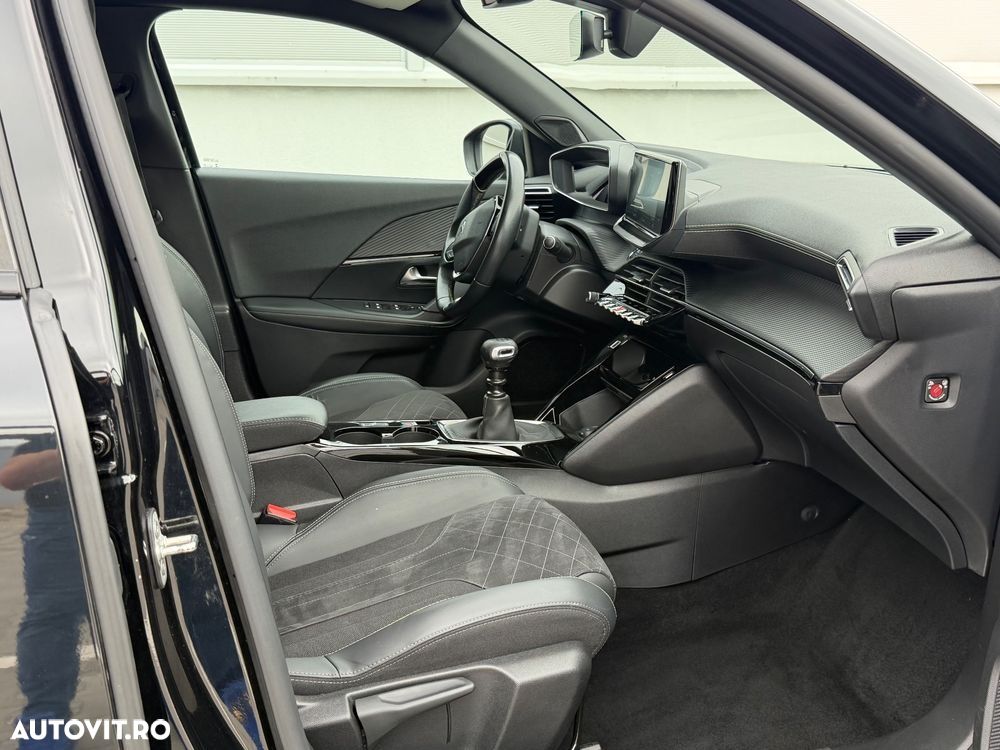 Peugeot 2008 1.2 PureTech Turbo S&S GT-Line - 7
