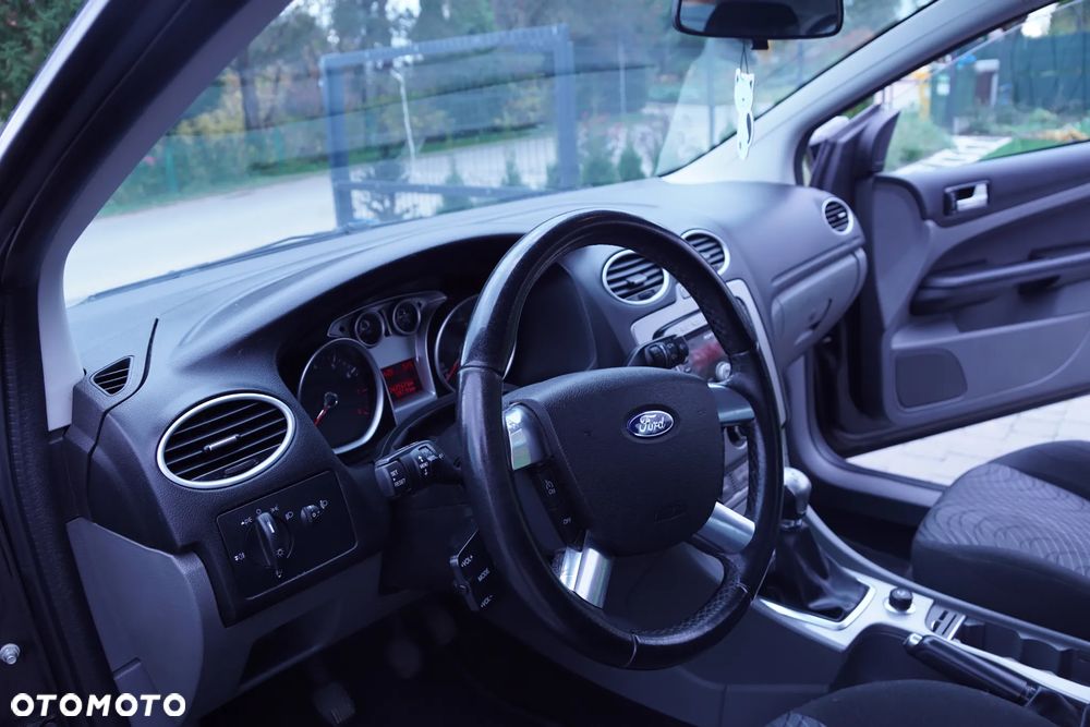 Ford Focus - 11