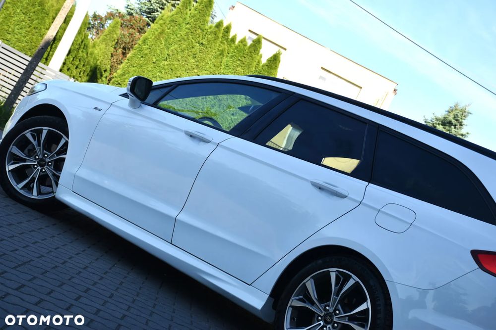 Ford Mondeo 1.5 EcoBoost ST-Line X - 40