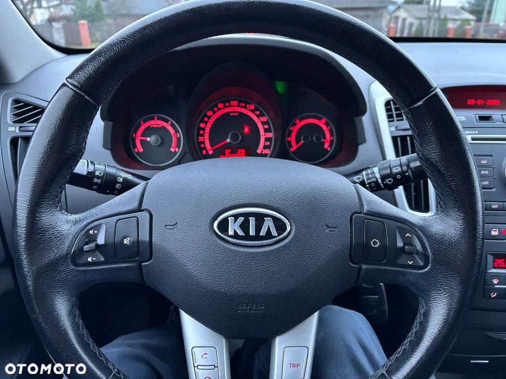 Kia Ceed 1.6 CRDi 90 Spirit - 9