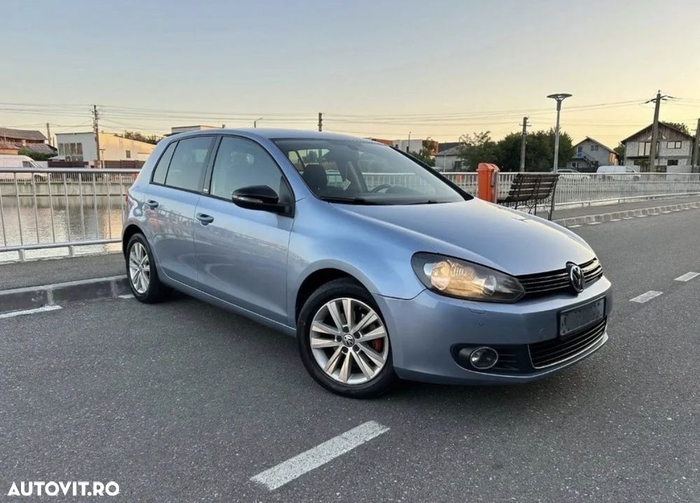 Volkswagen Golf 1.6 TDI DPF Comfortline - 2