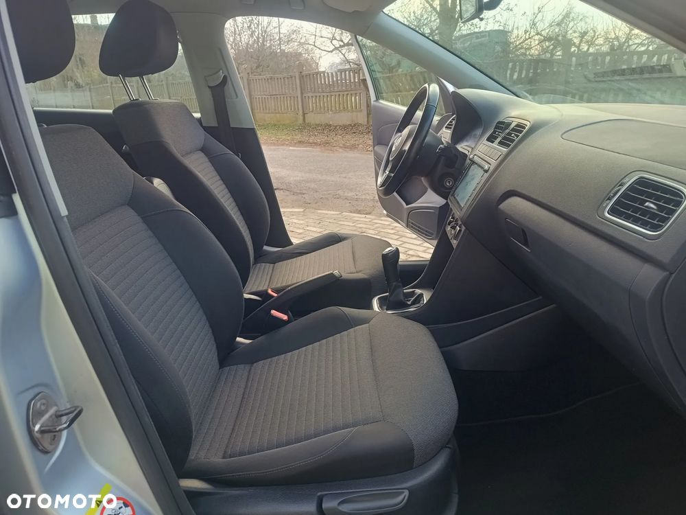 Volkswagen Polo - 18