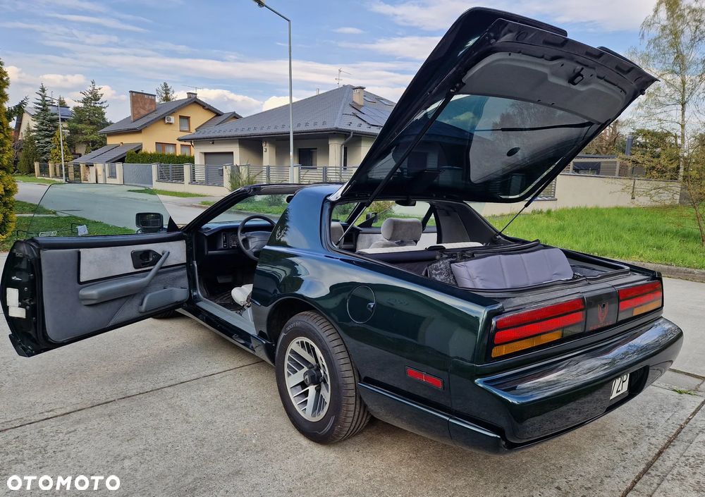 Pontiac Firebird - 12