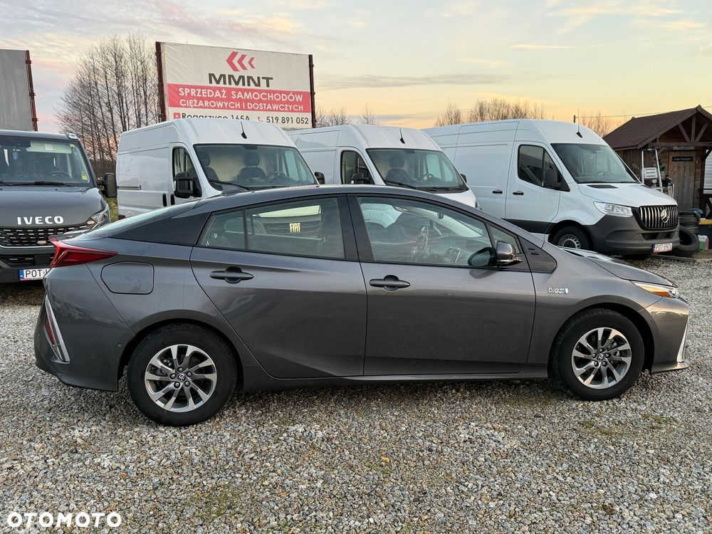 Toyota Prius 1.8 Hybrid Prestige - 6