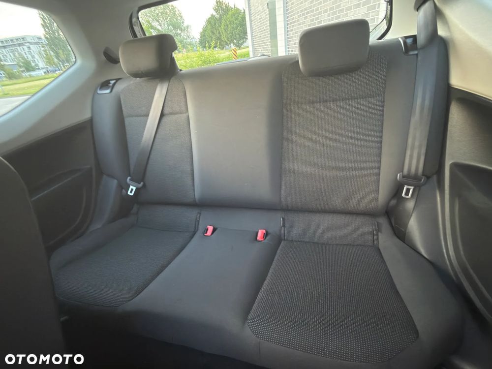 Volkswagen up! - 9