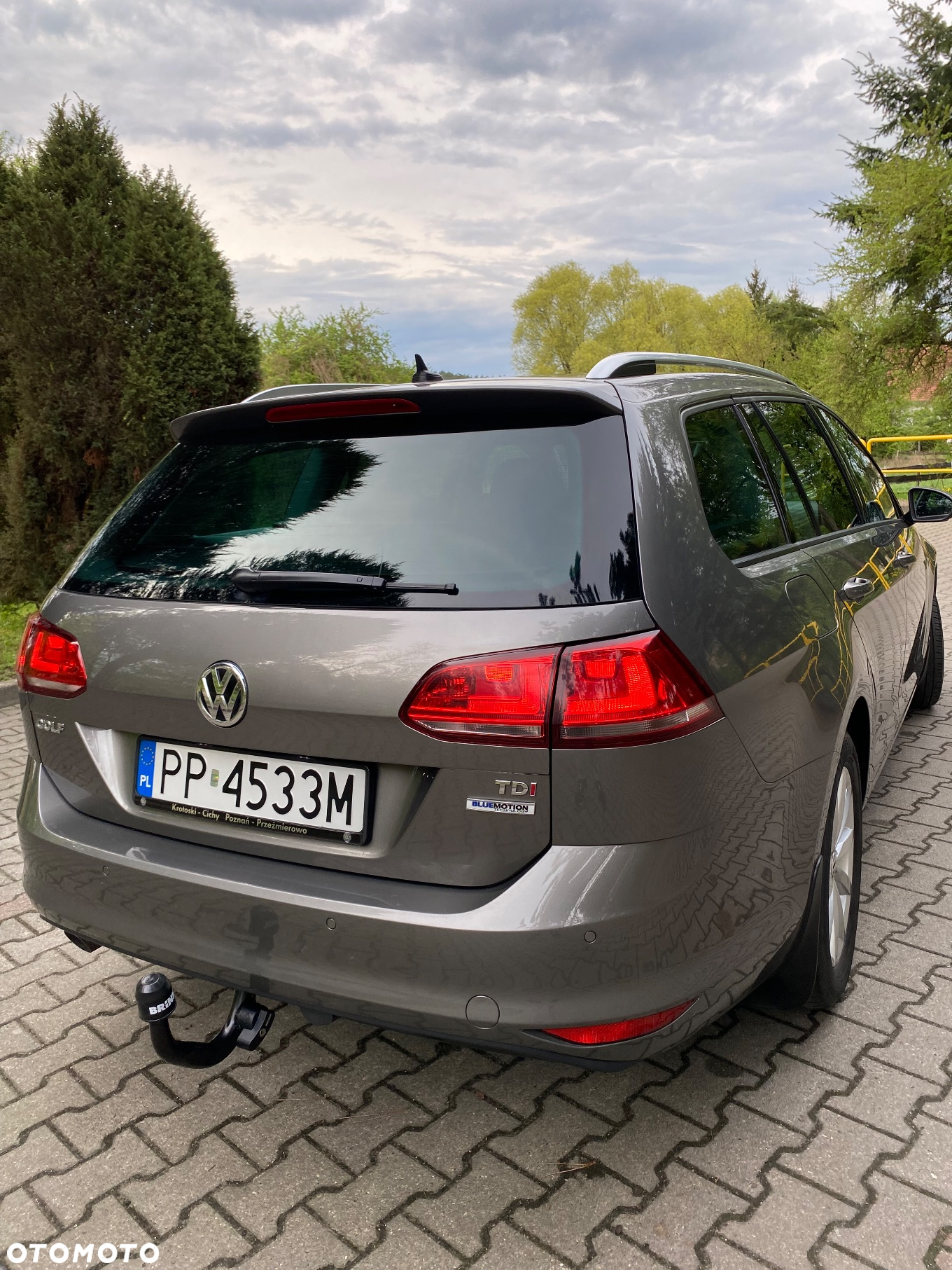 Volkswagen Golf 1.6 TDI BlueMotion Technology DSG Lounge - 4