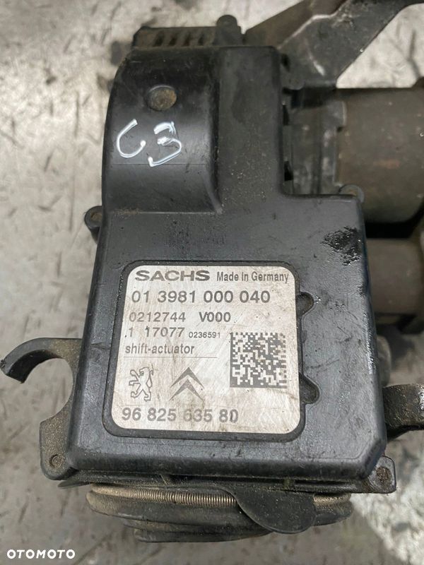 MODUŁ WYBIERAK LEWAREK SKRZYNI BIEGÓW C2 C3 013981000040 9682563580 - 2