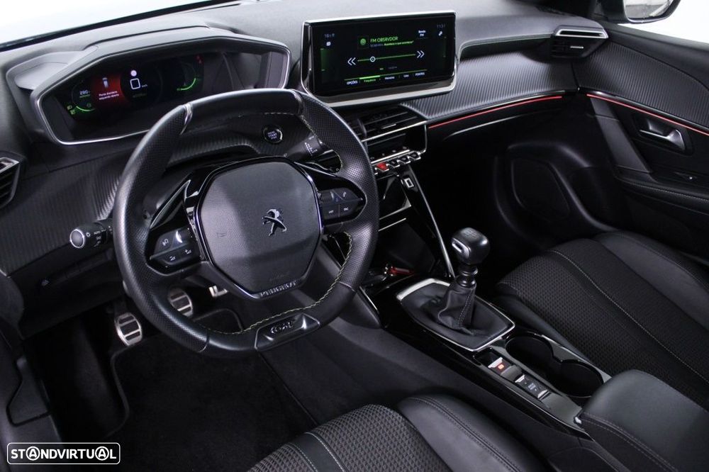 Peugeot 208 1.2 PureTech GT - 32