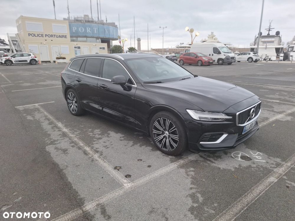 Volvo V60 T8 AWD Plug-In Hybrid Inscription - 5