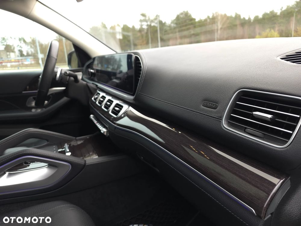Mercedes-Benz GLS 400 d 4-Matic - 8