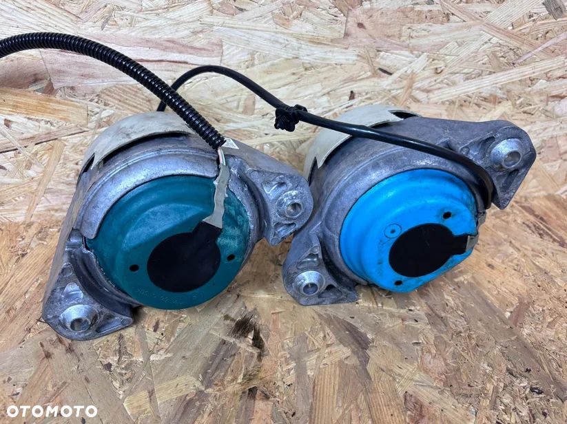 PODUSZKA ŁAPA SILNIKA MERCEDES S-KLASA 2222401100 2222405000 + Gwarancja - 3