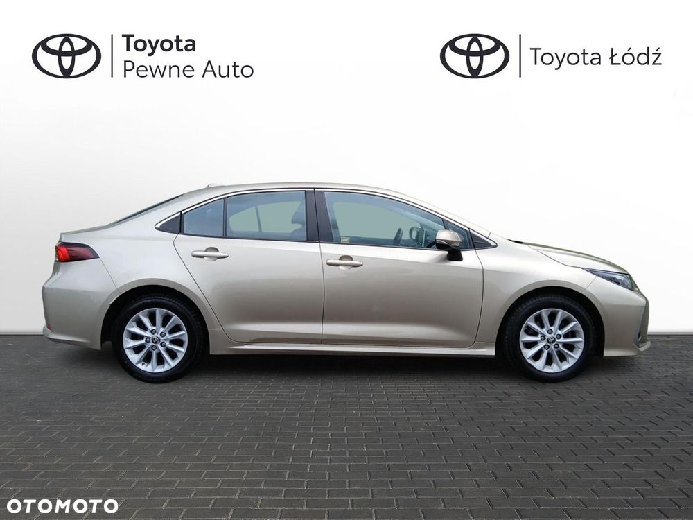 Toyota Corolla - 11