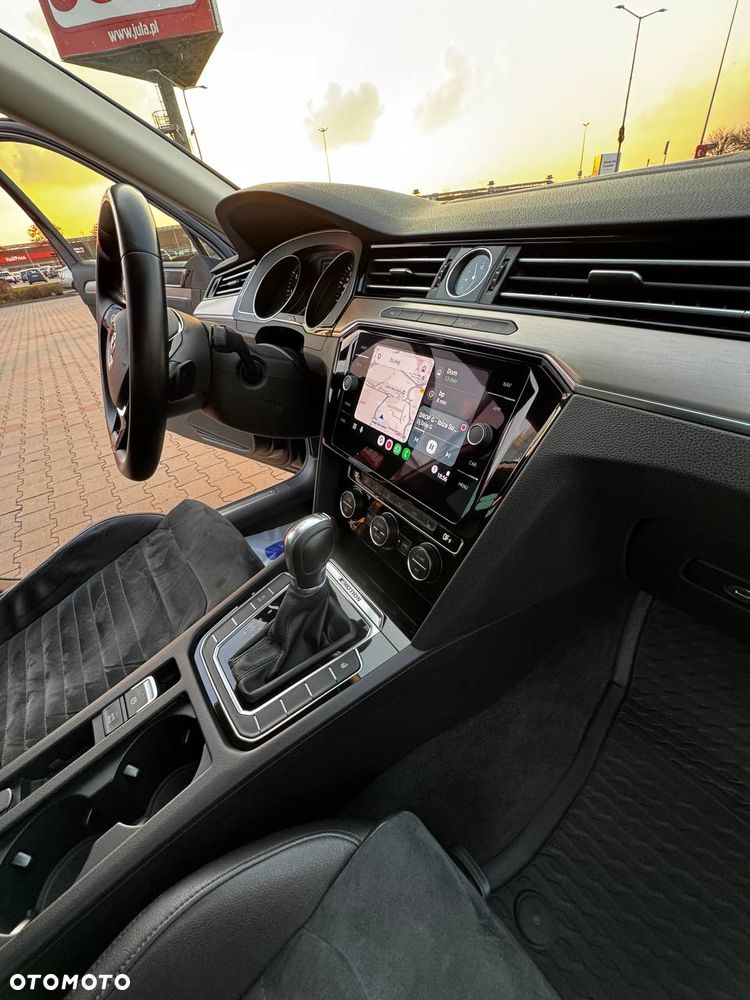 Volkswagen Passat 2.0 TDI BMT 4Mot Highline DSG - 24