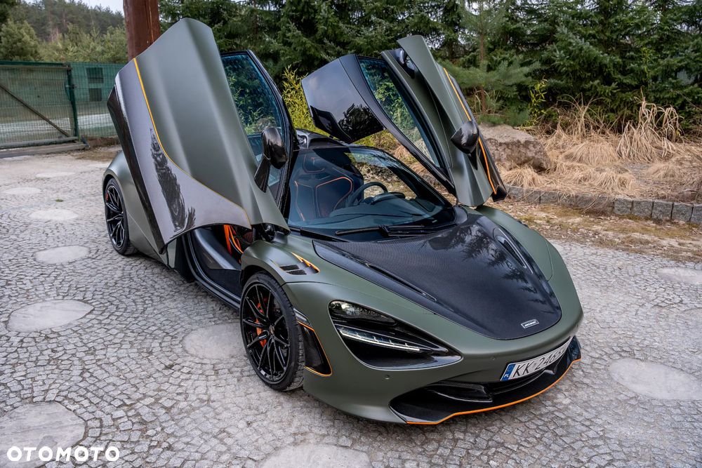 McLaren 720S Coupe - 16