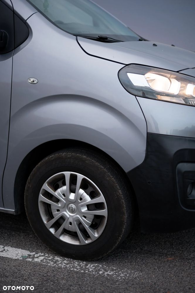 Opel Vivaro - 2