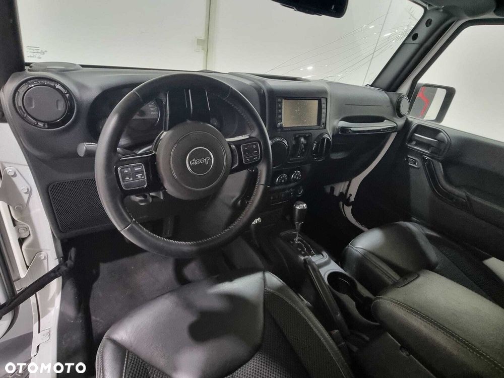 Jeep Wrangler - 20
