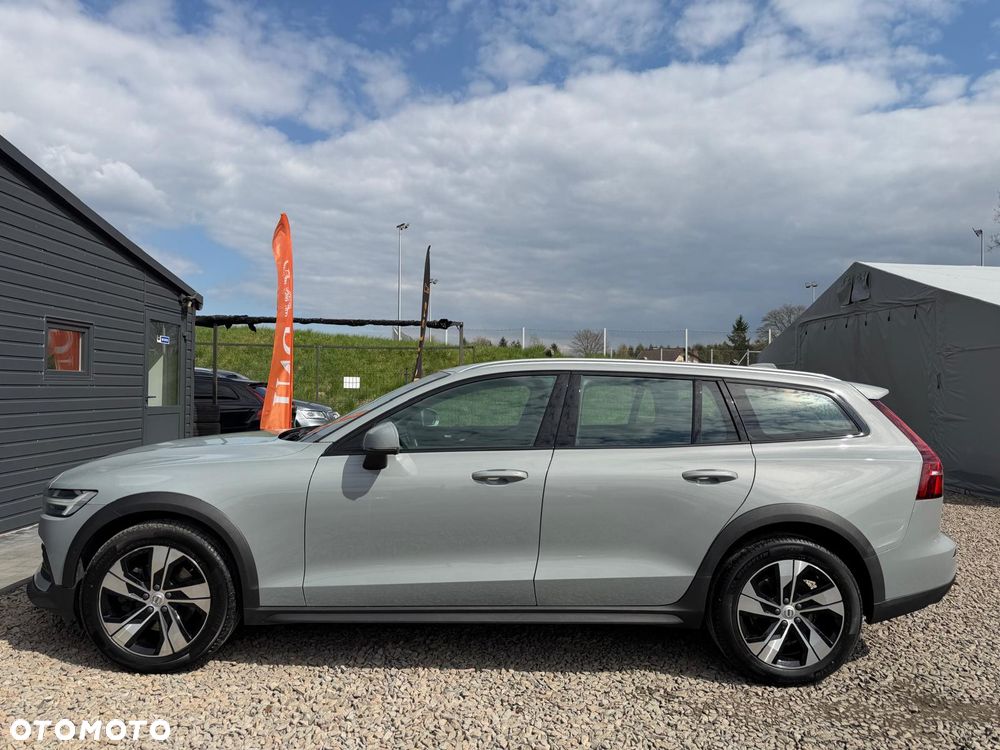 Volvo V60 Cross Country B4 D AWD Geartronic - 12