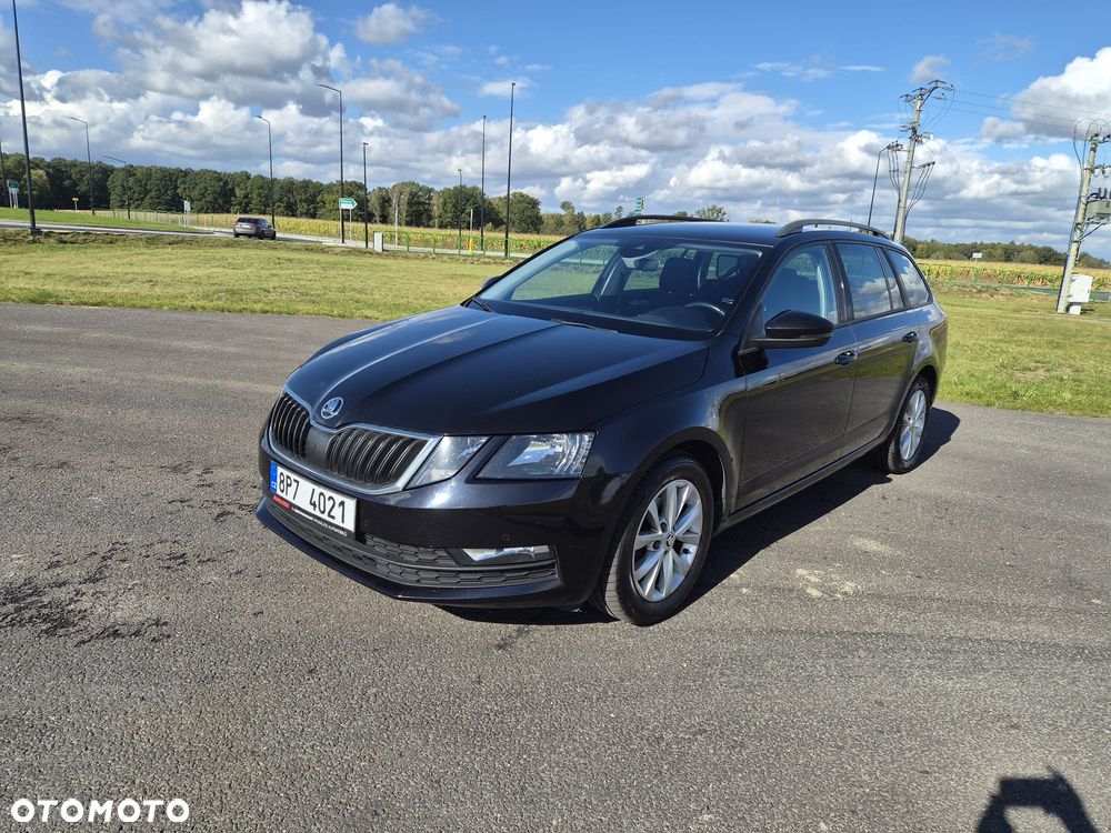 Skoda Octavia - 2