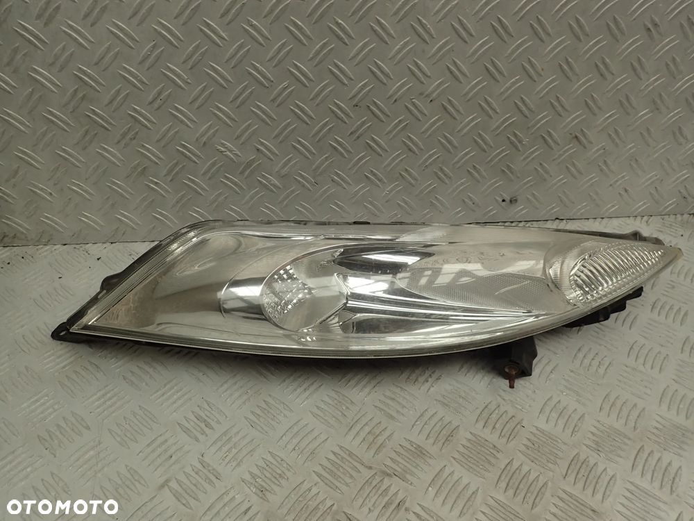 NISSAN 14492E4 JUKE  REFLEKTOR PRAWY ANGLIK - 1