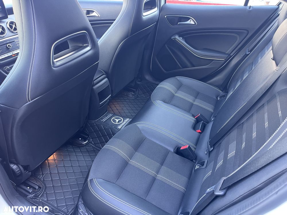 Mercedes-Benz GLA 220 d 4MATIC Aut. - 3