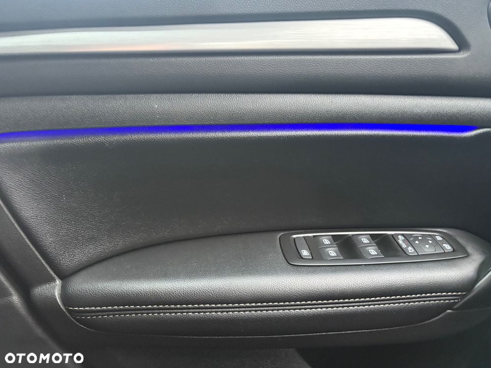 Renault Megane ENERGY TCe 130 BOSE EDITION - 39