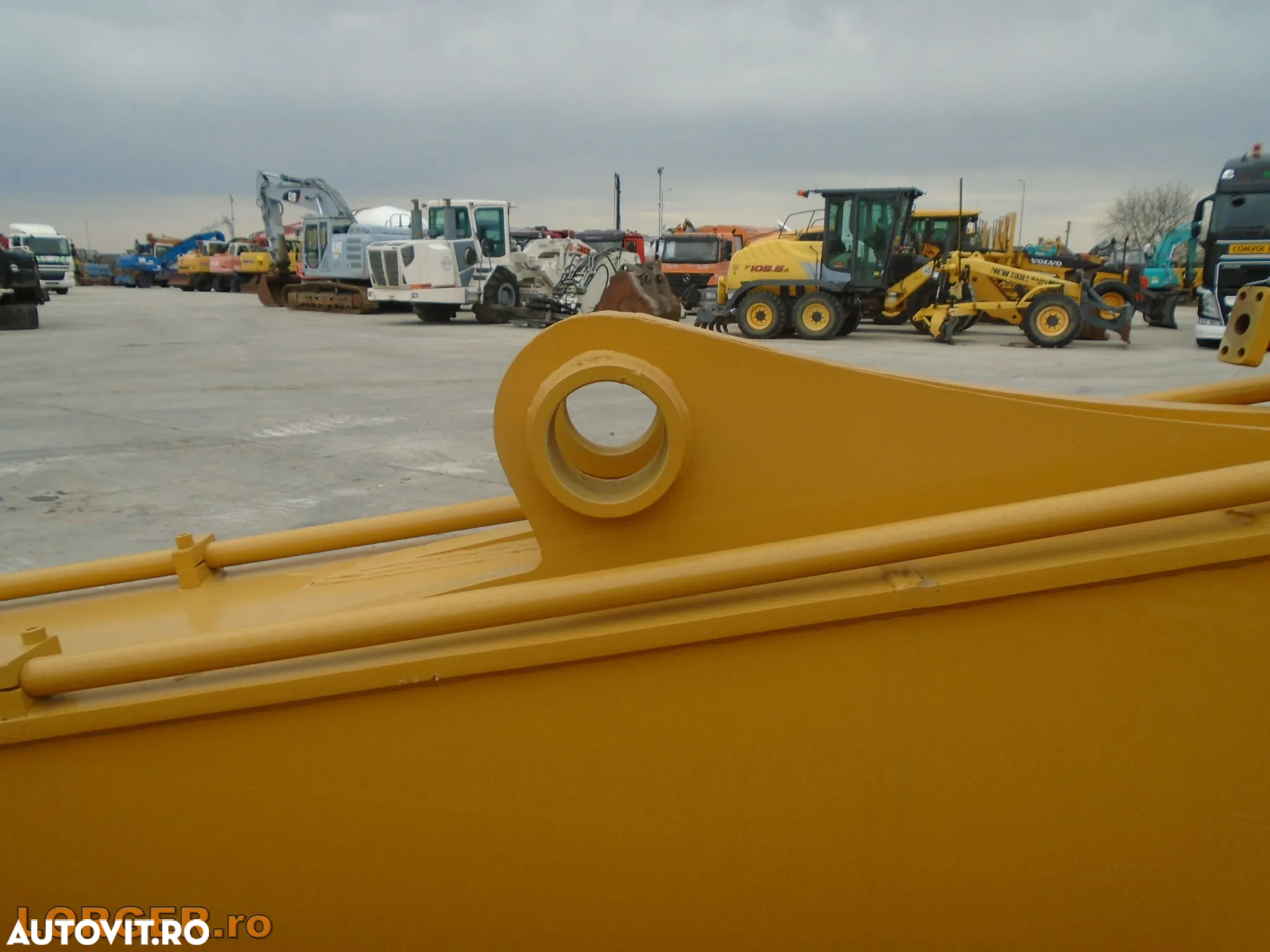 Alta Brat Lung de 24 m pe excavatoare intre 45 si 65 de tone - 20
