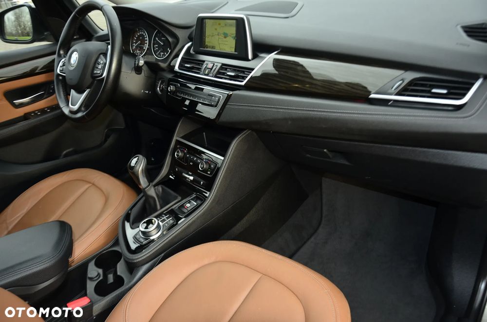 BMW Seria 2 216d GT Luxury Line - 27