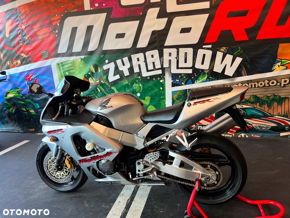 Honda CBR - 14
