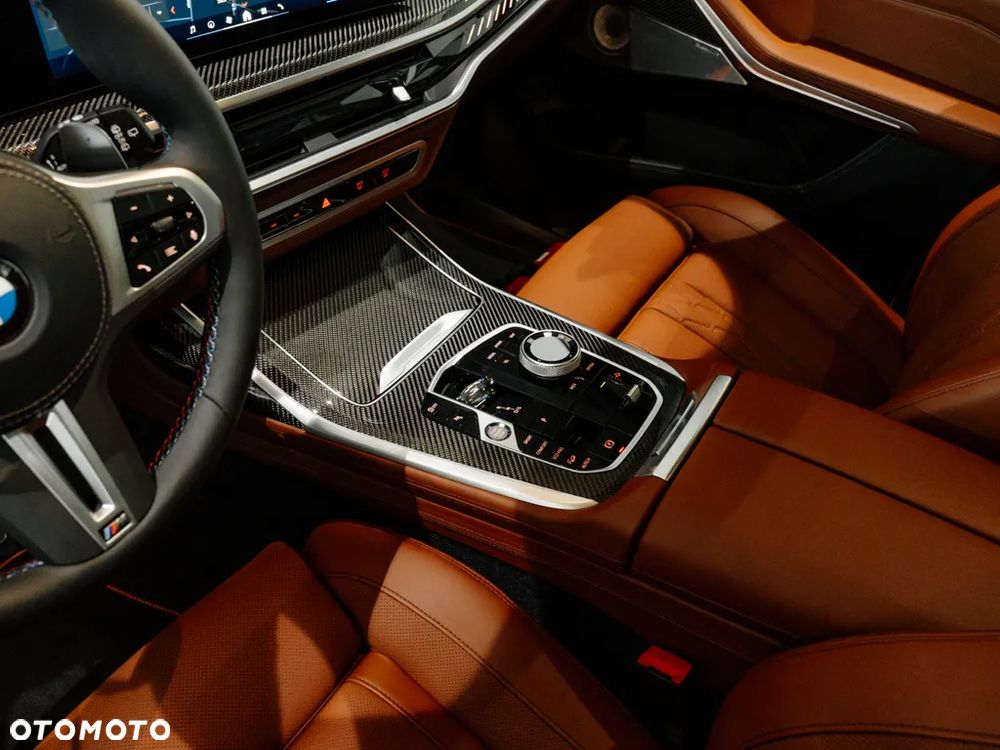 BMW X7 - 11