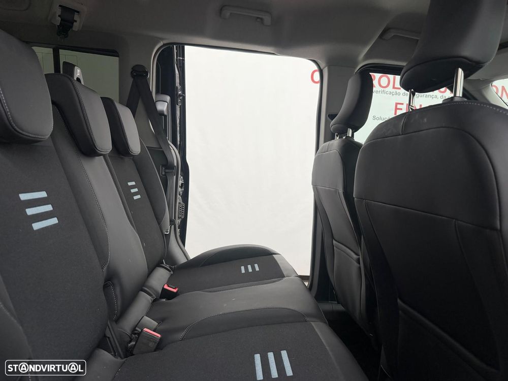 Ford Tourneo Courier 1.0 EcoBoost Active DCT - 19