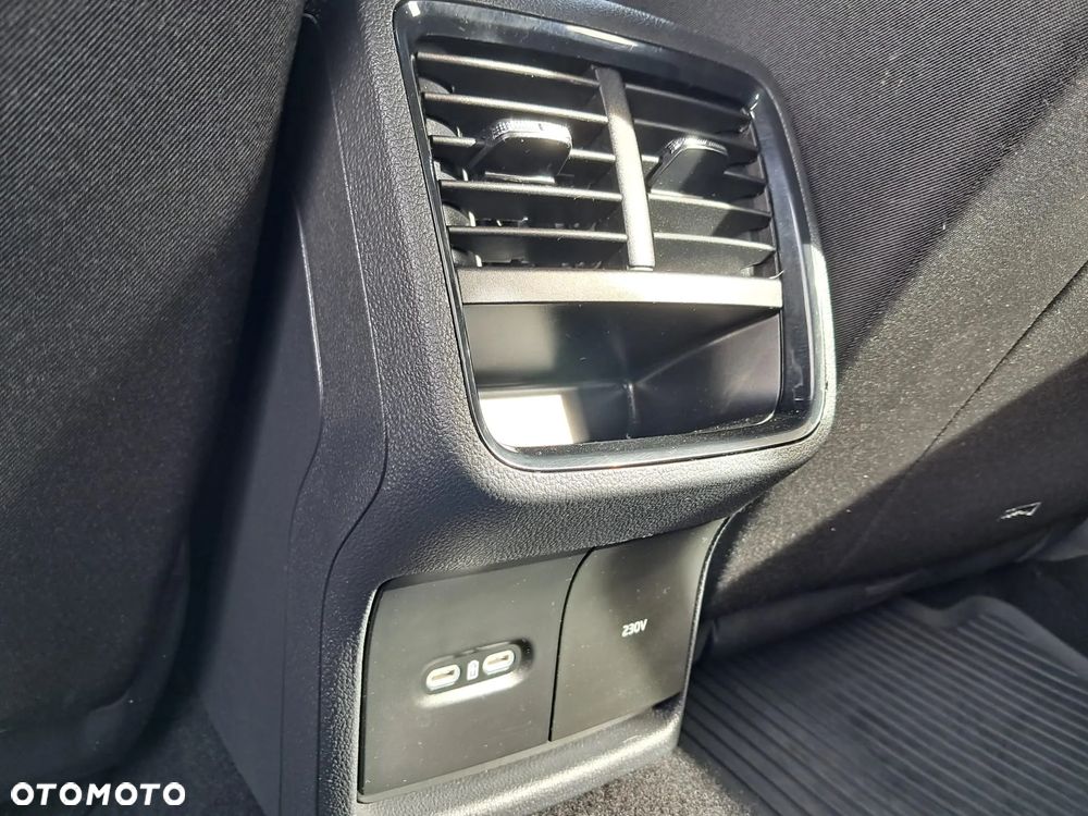 Skoda Octavia 2.0 TDI Ambition DSG - 34