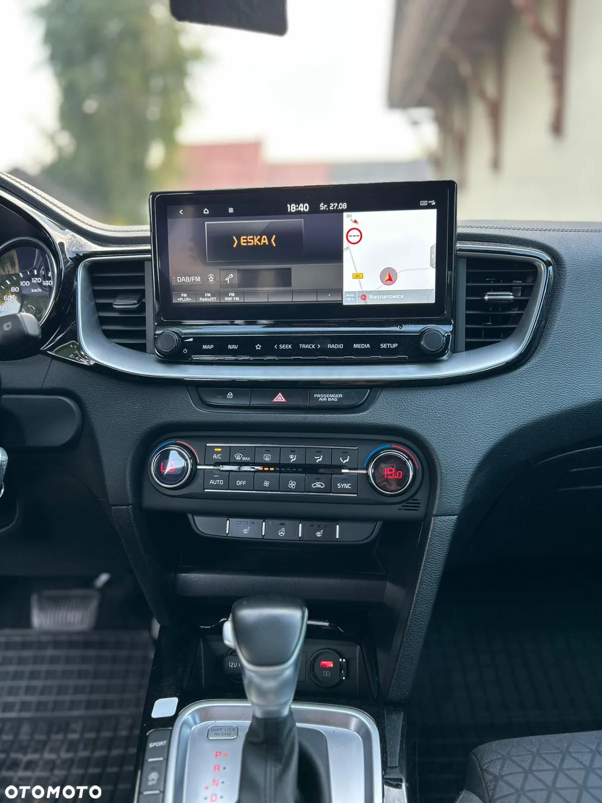 Kia Ceed 1.6 CRDi SCR L Business Line Plus DCT - 12