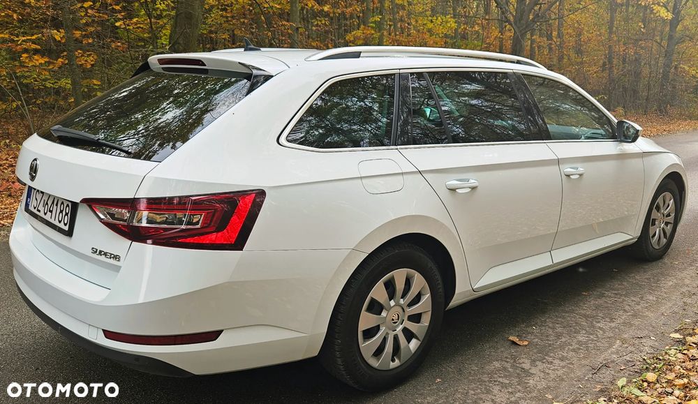 Skoda Superb 2.0 TDI Active DSG - 7