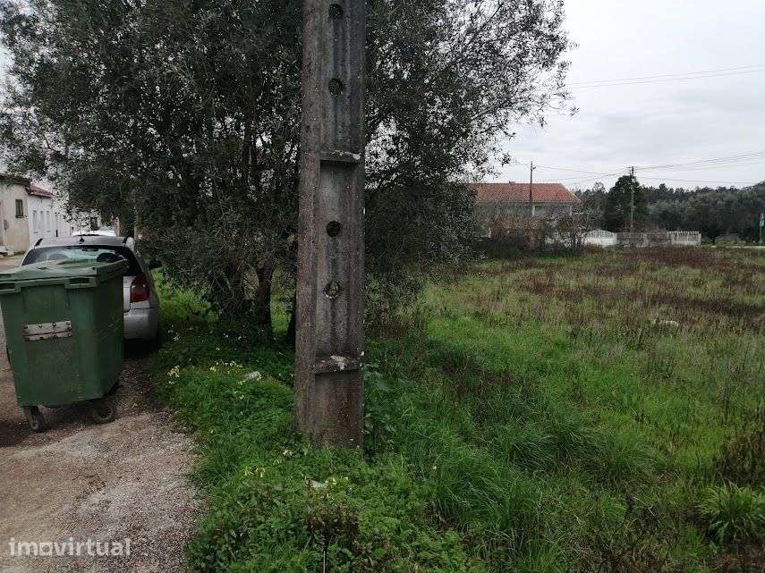 Terreno com 1.900 m2 no centro da Póvoa do Loureiro, Coimbra - Grande imagem: 2/5