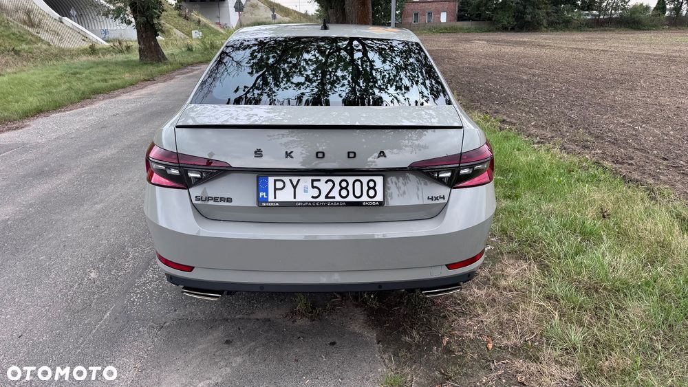 Skoda Superb 2.0 TSI 4x4 Sportline DSG - 8