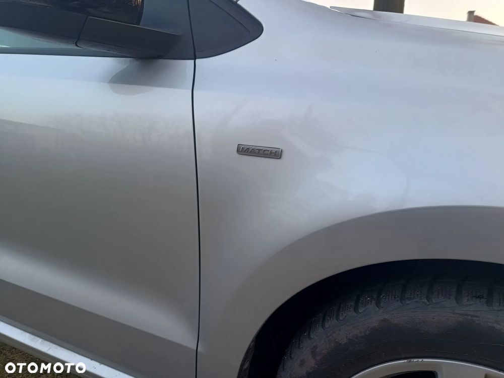 Volkswagen Polo 1.2 MATCH - 8