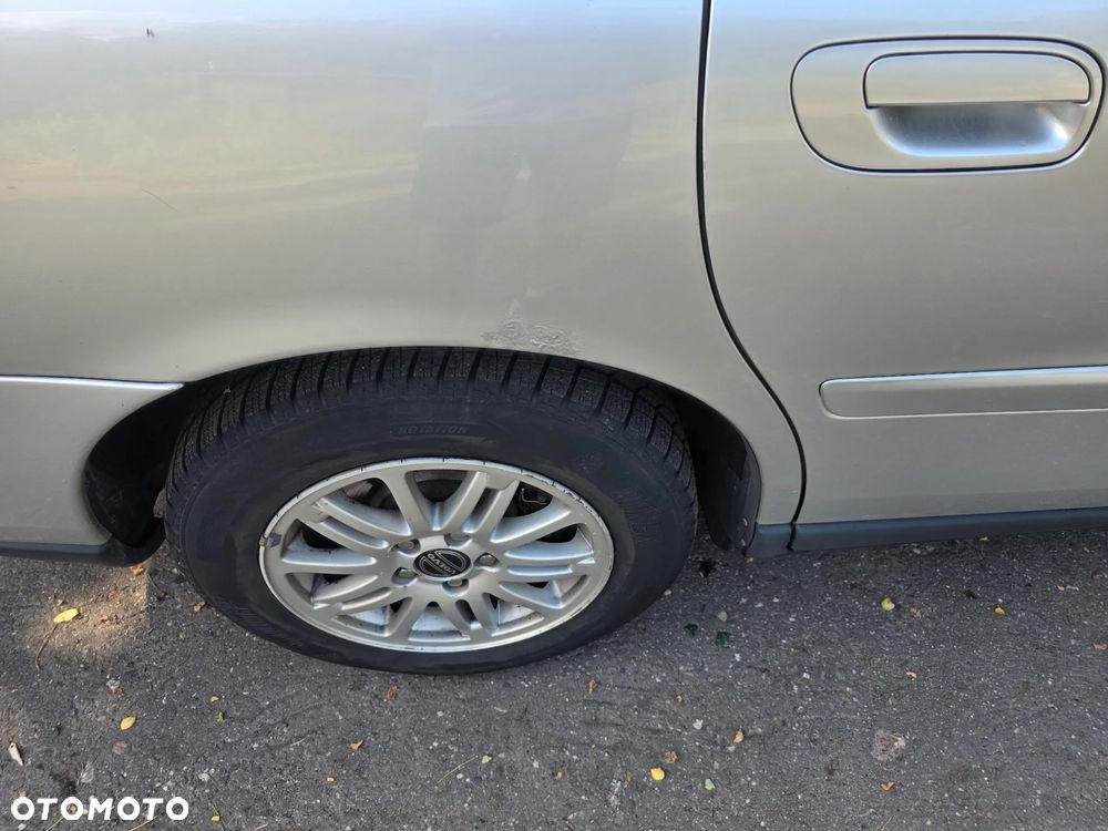 Volvo V70 2.4 Kinetic - 9