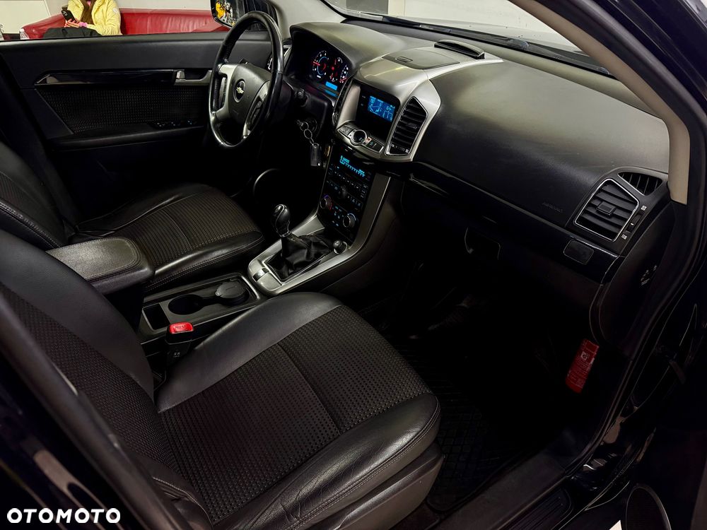 Chevrolet Captiva 2.2 2WD Travel Edition - 5