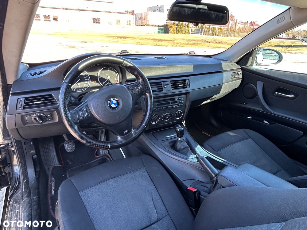 BMW Seria 3 320d - 14