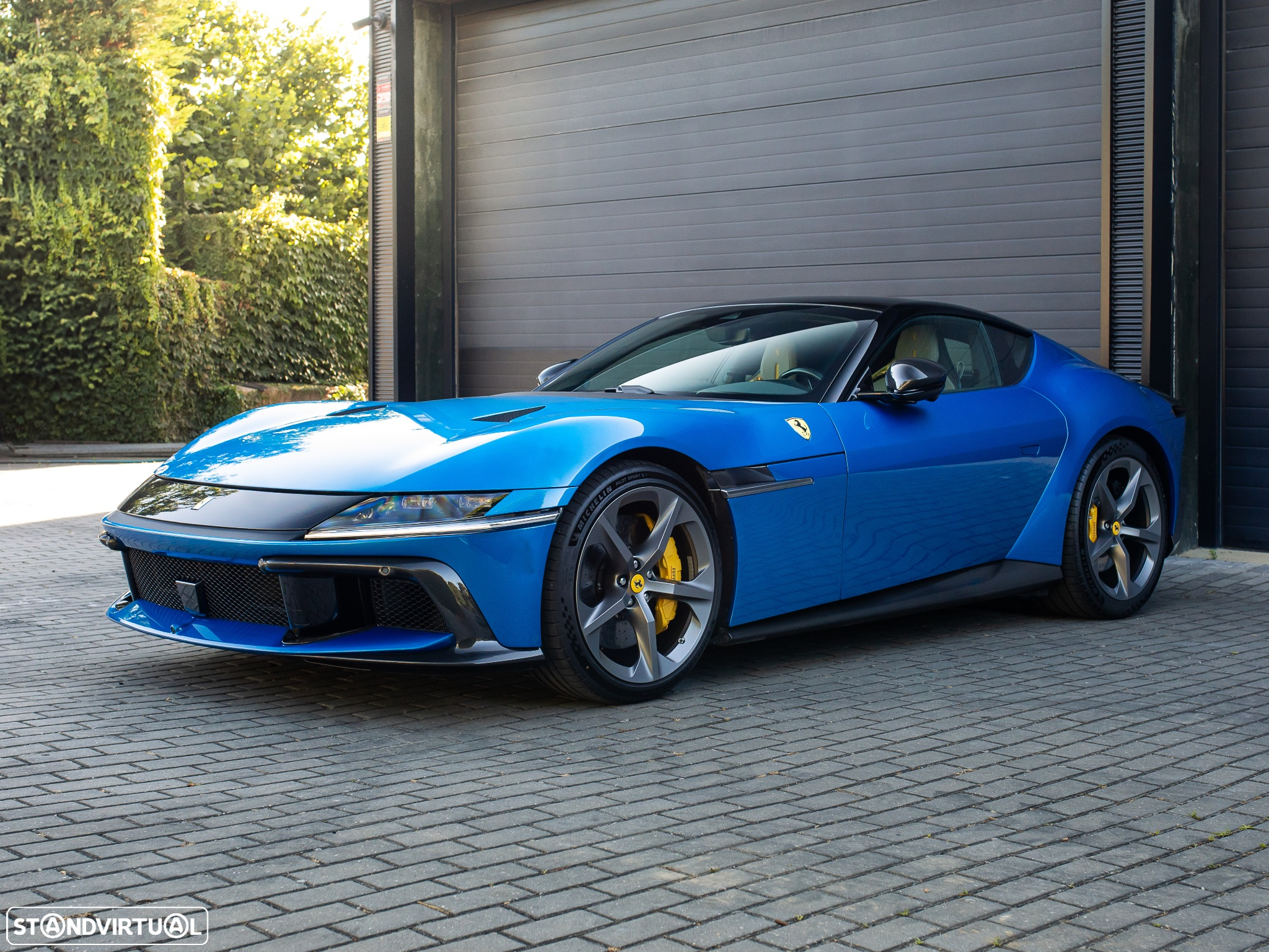 Ferrari 12 Cilindri Standard - 5