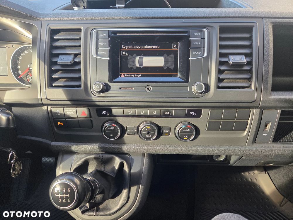 Volkswagen Caravelle 2.0 TDI L2 Comfortline - 15