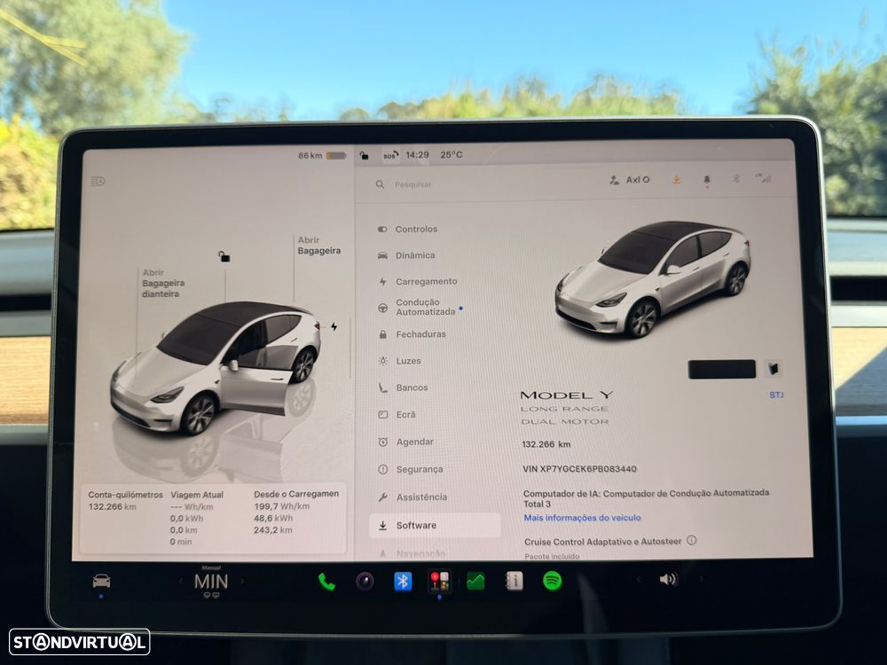 Tesla Model Y Long Range Dual Motor AWD - 21