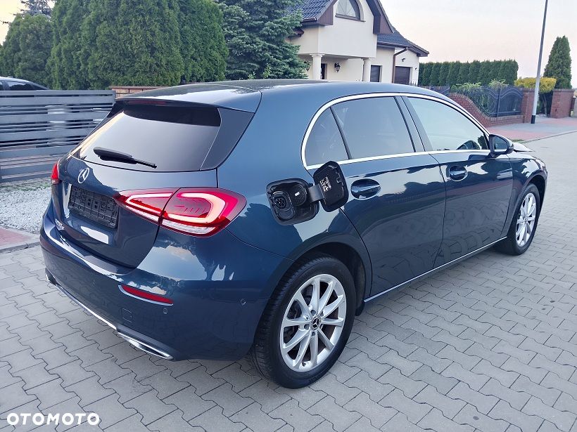 Mercedes-Benz Klasa A 250 e 8G-DCT Edition 2021 - 14