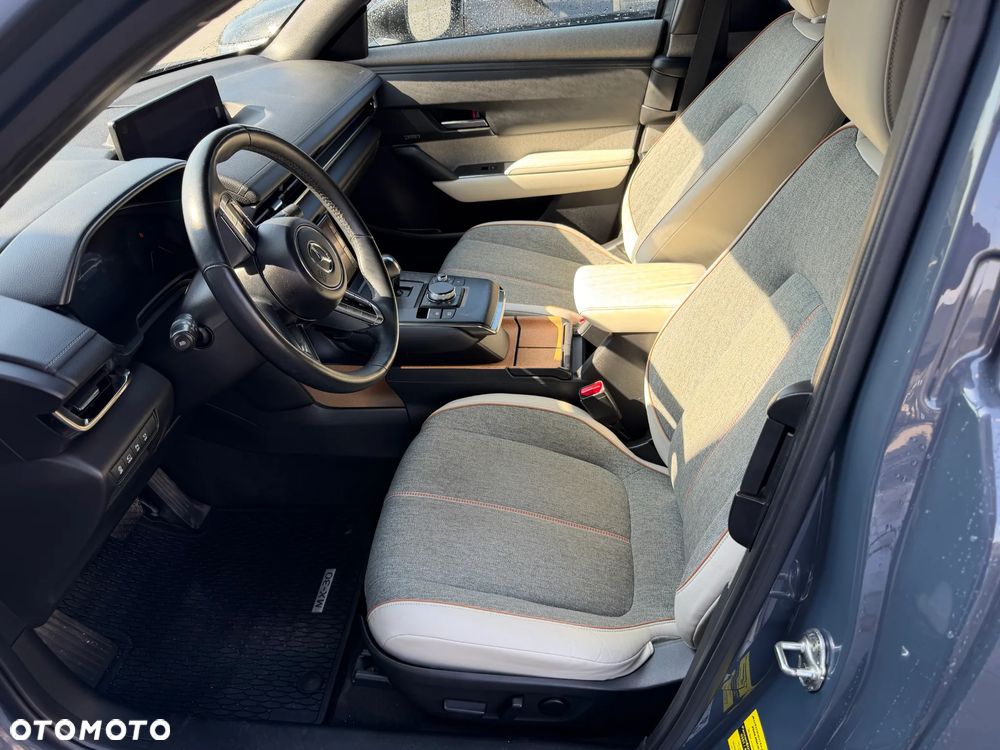 Mazda MX-30 e-SKYACTIV - 14