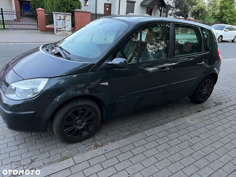 Renault Scenic - 4
