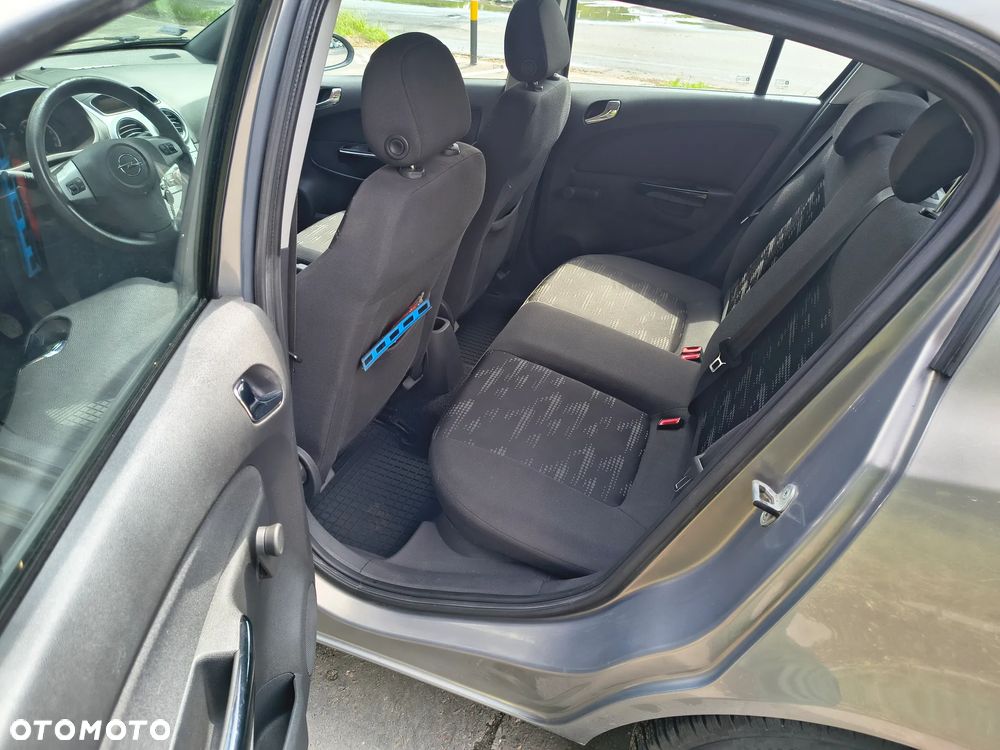 Opel Corsa - 9